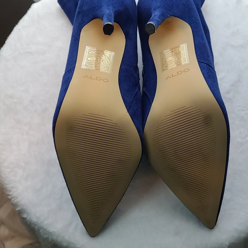 Aldo Women's Suede Boots with Protective Spray. - Picture 7 of 8